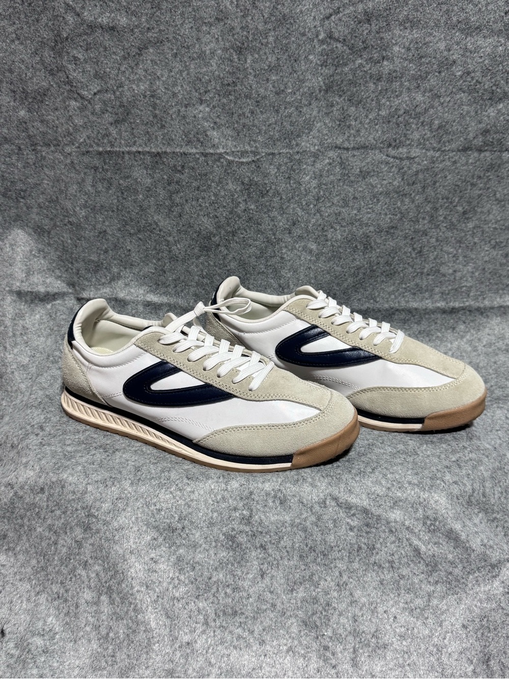 Tretorn Kristine Retro Sneakers Cream Navy Suede Women’s Size 8